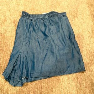 EVRI Challis lyocell denim-look shorts, 2X blue elastic waist fits like 3X